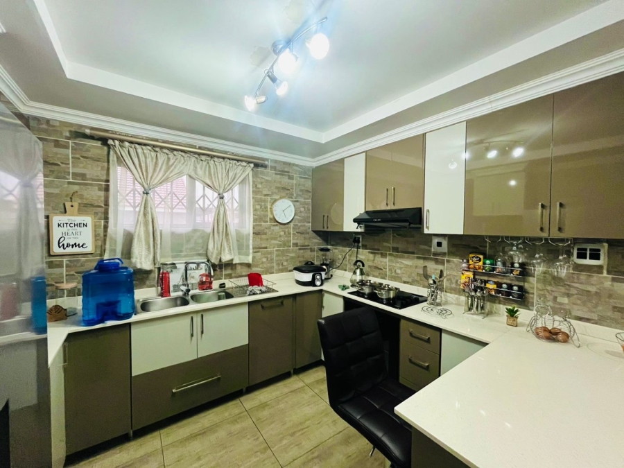 2 Bedroom Property for Sale in Estoire Free State